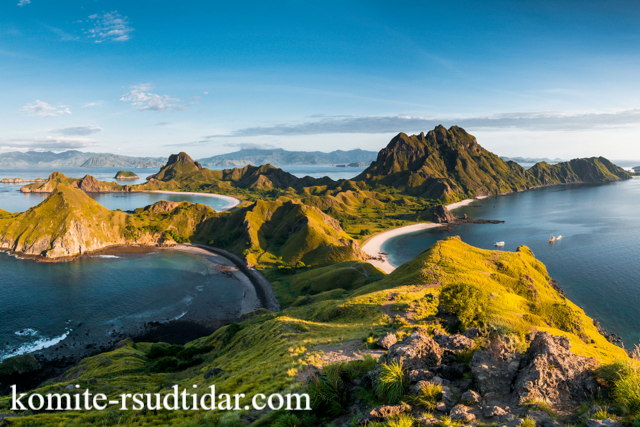 Wisata Terpopuler di Indonesia 2025